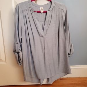 Flawless | V-neck Blouse with Open Split Back
